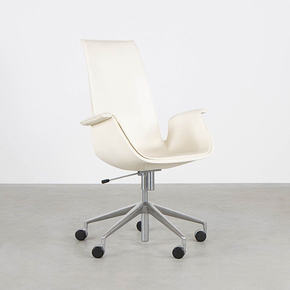 Fabricius en Kastholm FK tulip bureaustoel wit creme leer Walter Knoll