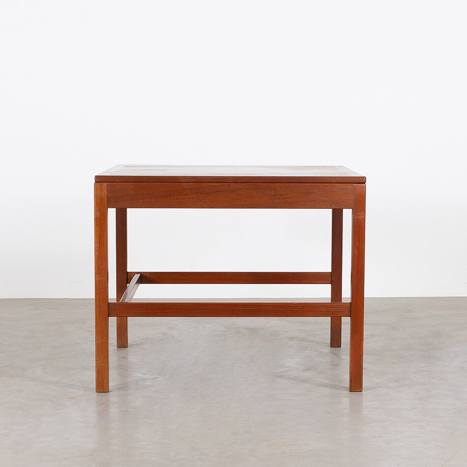 Borge Mogensen (salon)tafel 5363 Fredericia 80x80x65