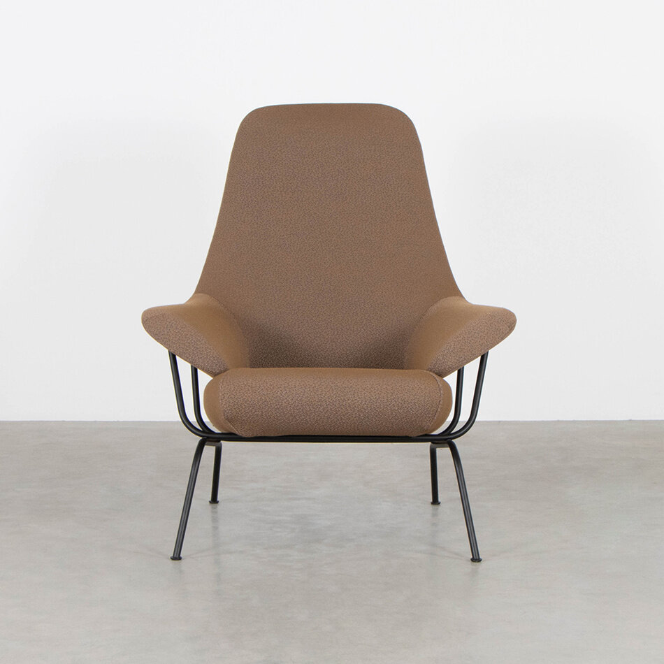 Hem Hai lounge chair bruine febrik stof Luca Nichetto