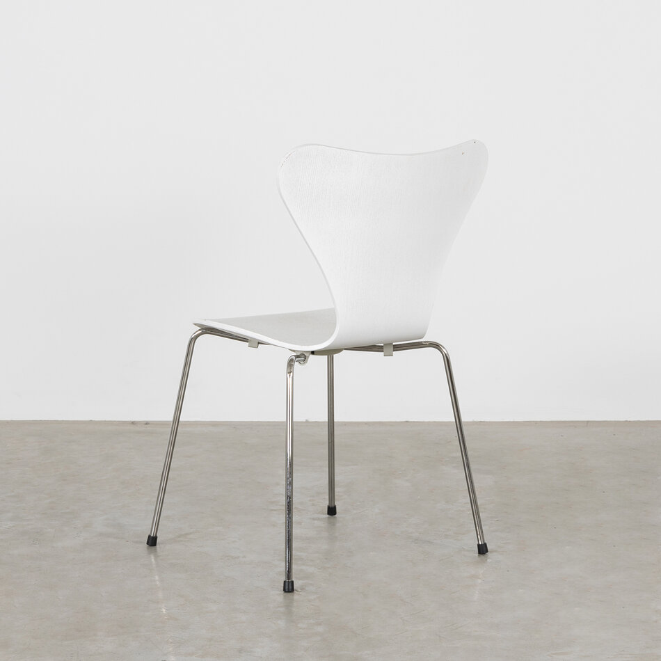 Arne Jacobsen vlinderstoel wit Fritz Hansen