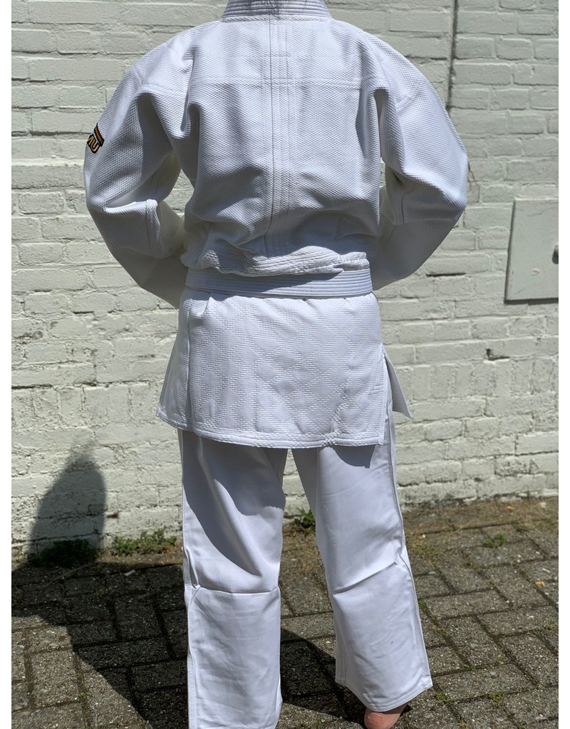 ISAMU Judo uniform (Gi) Gold Series (750gr/m2)
