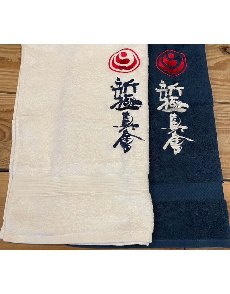 Towel with kanji and kokoro  - While supplies last