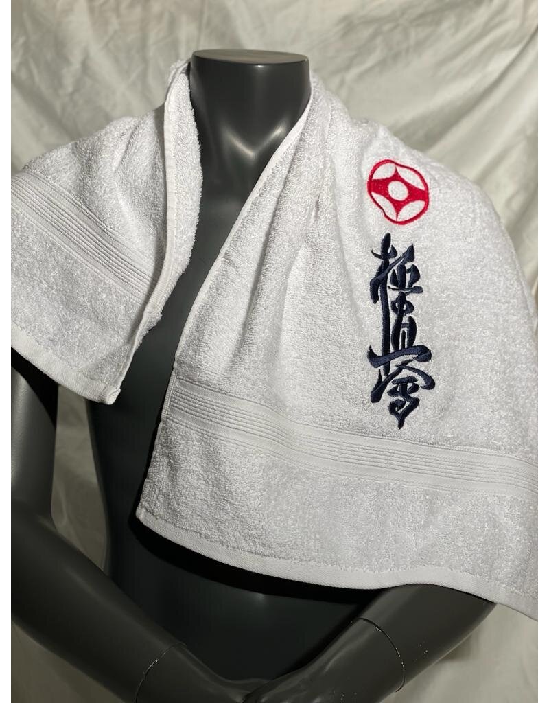 Towel with kanji and kanku/kokoro