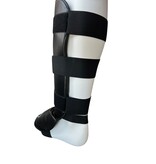 ISAMU Pro Scheenbeschermers met Klittenband Zwart