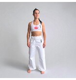 ISAMU Shinkyokushin Dames Top – Wit met Shinkyokushin Kanji en Kokoro