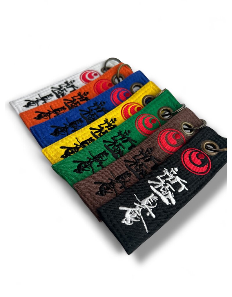 ISAMU Shinkyokushin Kyu Band Sleutelhanger XL