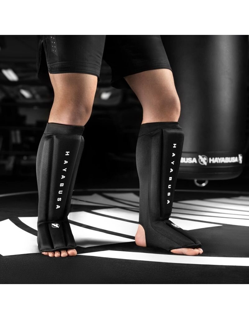 HAYABUSA Core Sleeved Scheenbeschermers voor MMA, Kickboksen en Muay Thai