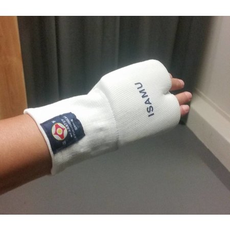 ISAMU ISAMU ELASTIC KARATE PROTECTION HAND MITTS with thumb