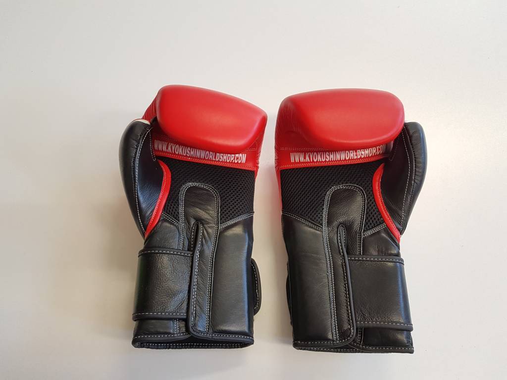 Real Fightgear (kick)boxing gloves