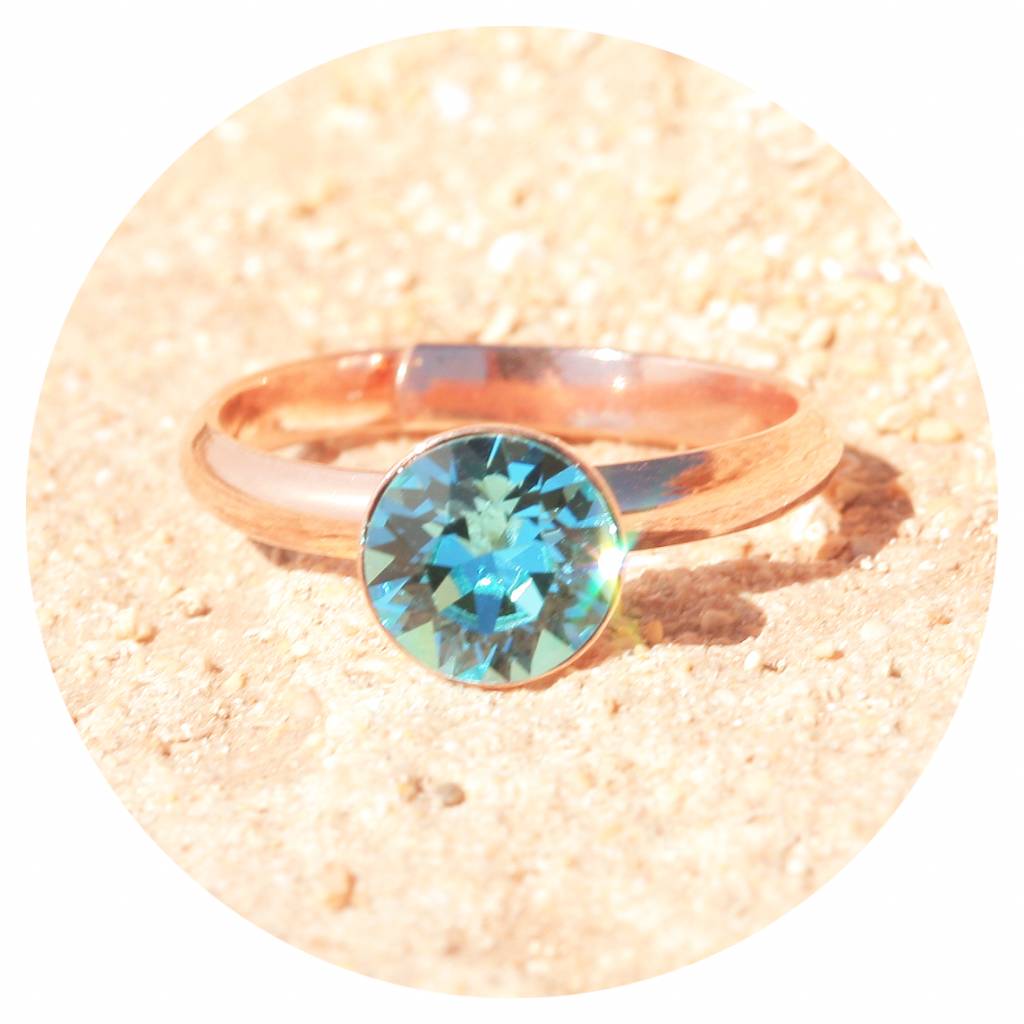 artjany Ring mit einem crystal in light turquoise