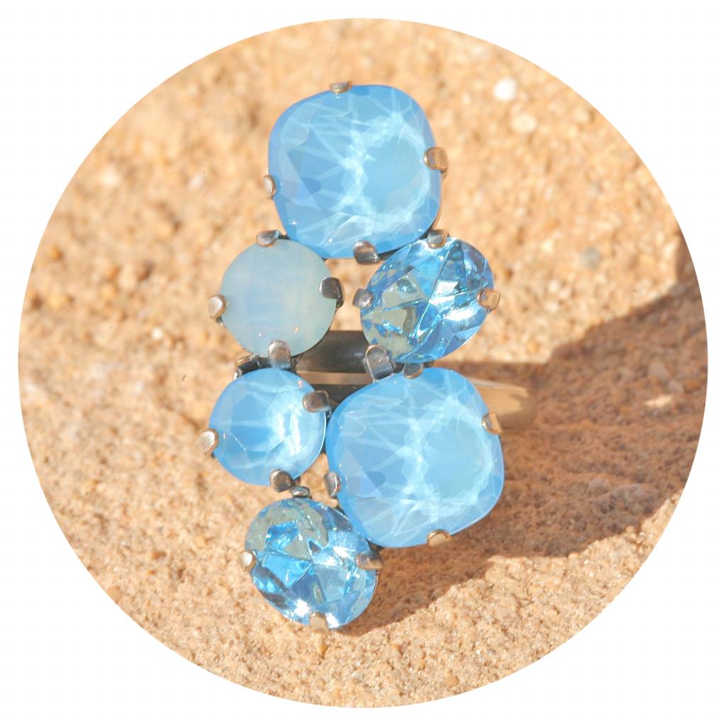 artjany Ring mit Kristallen in summer blue tönen