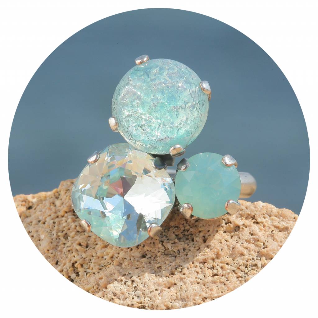 artjany Ring mit crystals in crysolite mint patina