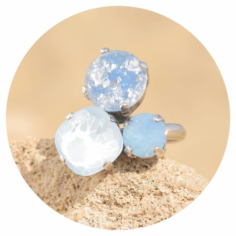 artjany Ring mit crystals im powder blue patina mix
