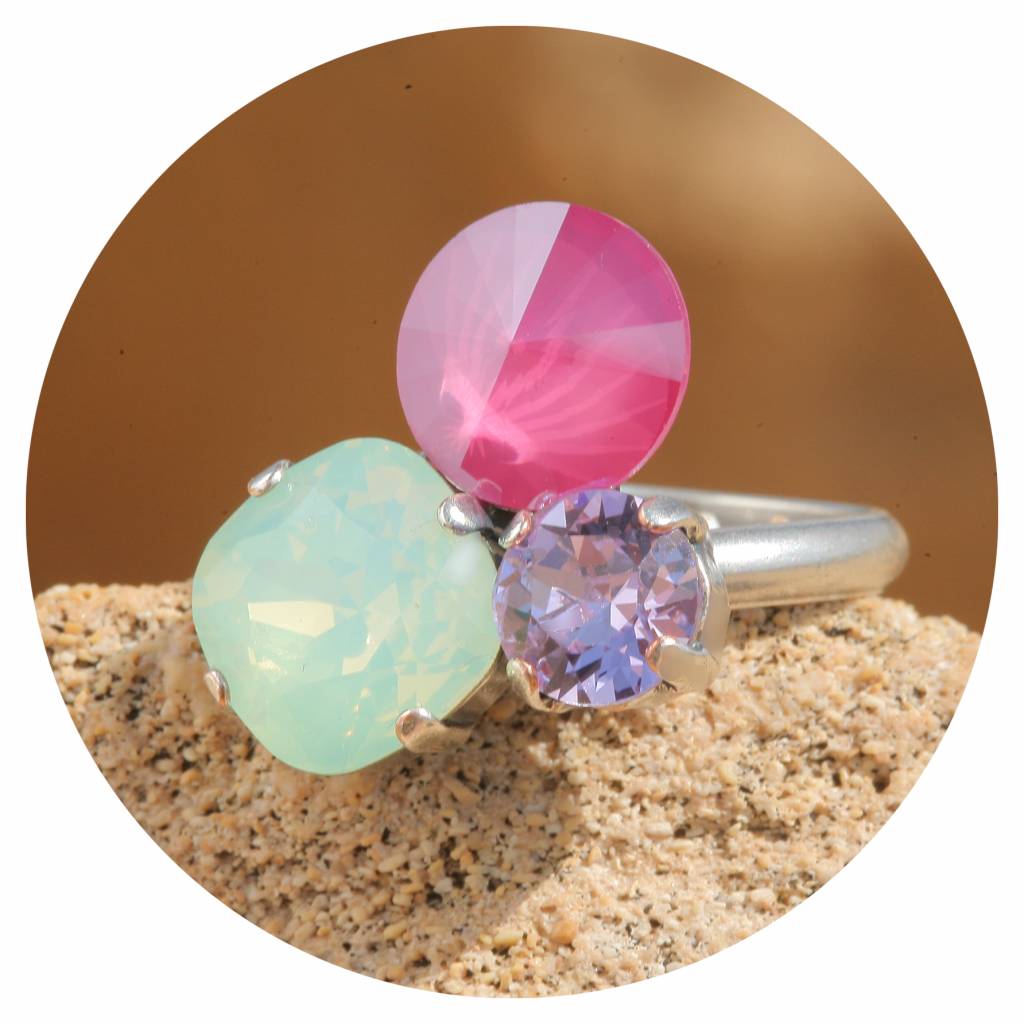 artjany Ring mit crystals in peony crysolite opal mix