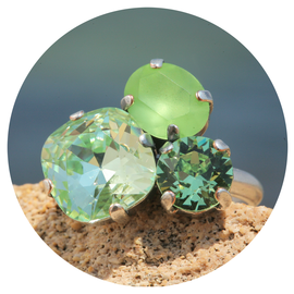 Silberner Ring TROIS crysolite