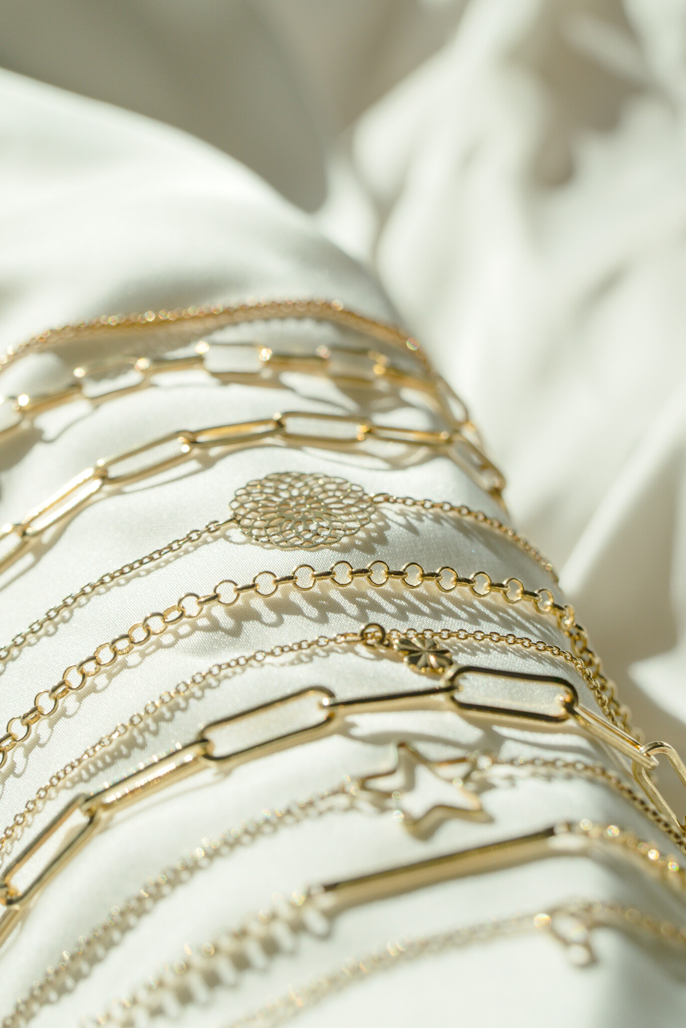 Goldene Armbänder ohne STEINE