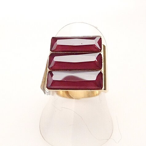 Goldener Ring ADÉCO royal red