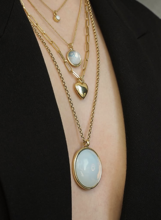 Anhänger mit CABOCHONS