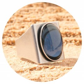 Silberner Ring MOVIDA