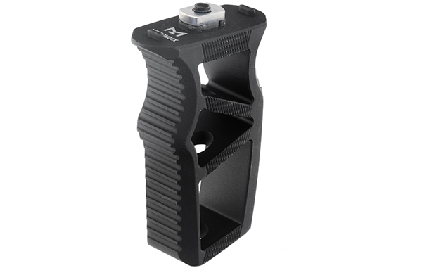 Leapers Leapers Ultra Slim M-LOK Foregrip - Black