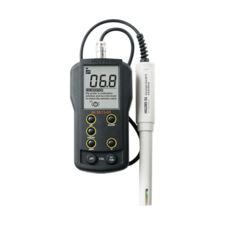 0711 HANNA, HI9813-51, pH/EC/TEMP COMBINATION meter