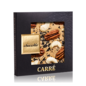 - CARRÉ | Valhrona 32% blonde Schokolade mit Schwarzes Salz, Pecannüsse, Caschewnüsse, 50g