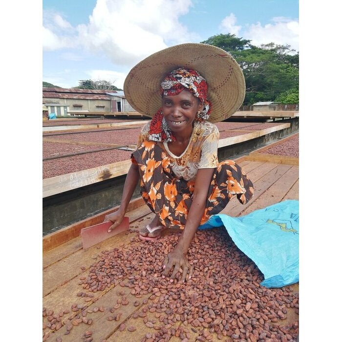 - Madagaskar Herkunftsschokolade – Roh-Schokolade von Chocolat Madagascar mit 100 % Kakaoanteil