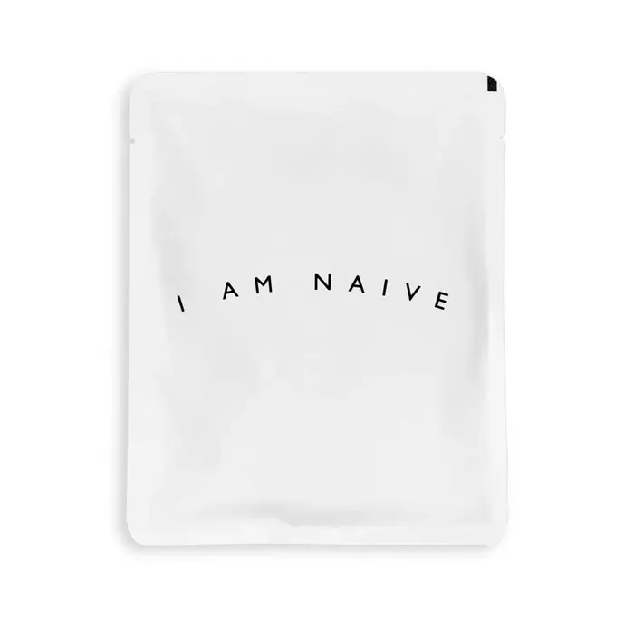 - Naïve Dry-Aged Beef 62 % – Dunkle Milchschokolade aus Litauen mit Rindfleisch & Preiselbeeren