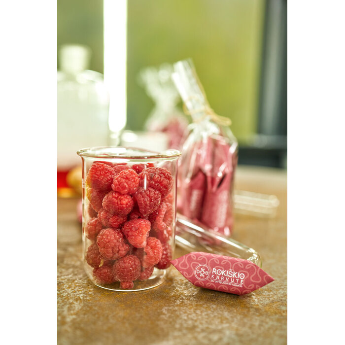 - Litauische Karamellbonbons mit gefriergetrockneten Beeren – cremiger Milchkaramell Genuss