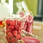 - Litauische Karamellbonbons mit gefriergetrockneten Beeren – cremiger Milchkaramell Genuss