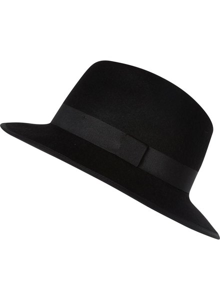 Black hat