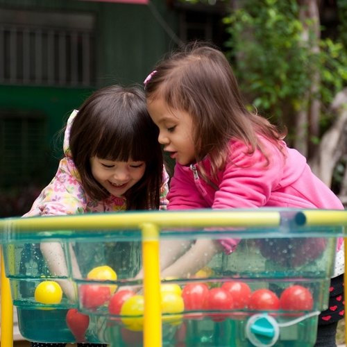 WePlay Water and Sand table Translucent WePlay Water and Sand table Translucent