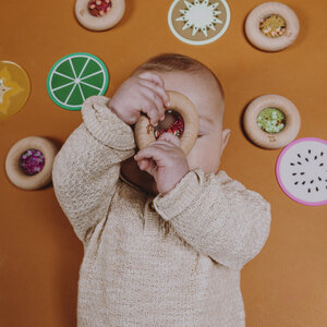 Petit Boum: De Magie van Rustgevend Sensorisch Speelgoed voor Inclusief Spelen Petit Boum Sensorische Donut
