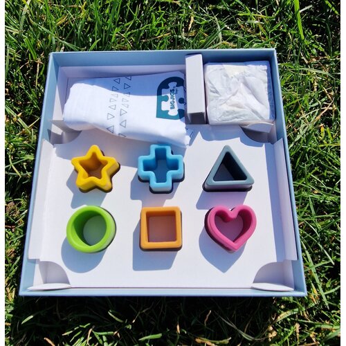 BigJigs Feel & Find Shape Puzzle – Sensory Shape Matching Game with Silicone Shapes