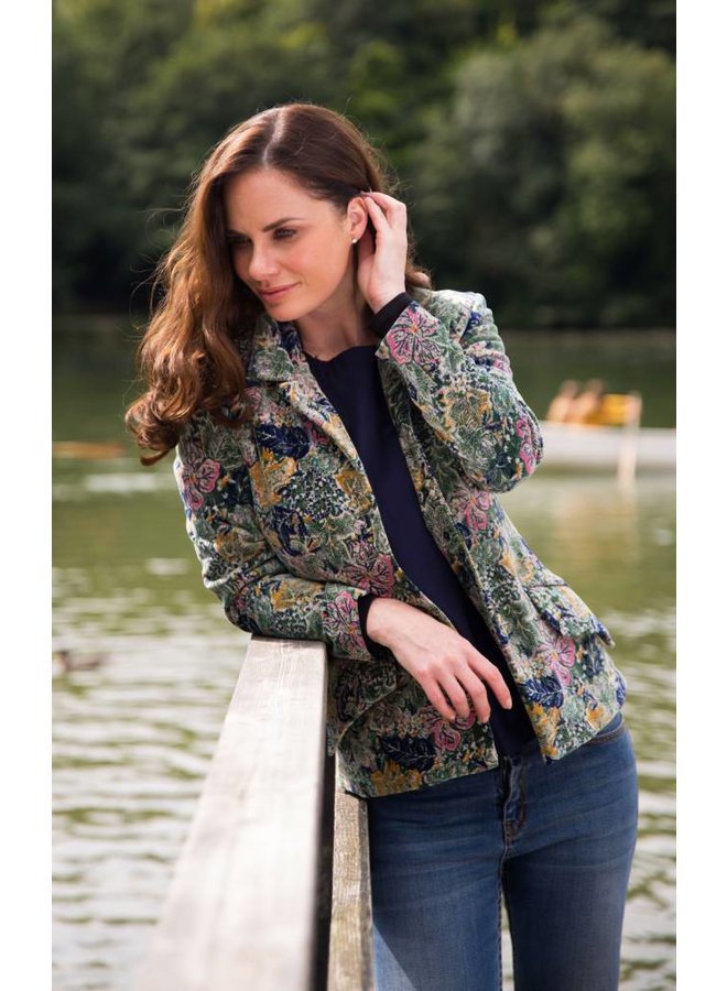 Scarf deals print jacket