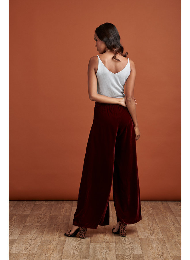 Jaba Elena Velvet Trousers in Ruby Red