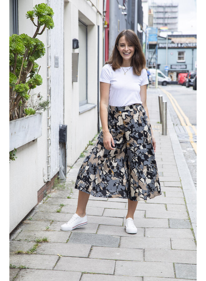 Jaba Iva Culottes in Camo Grey