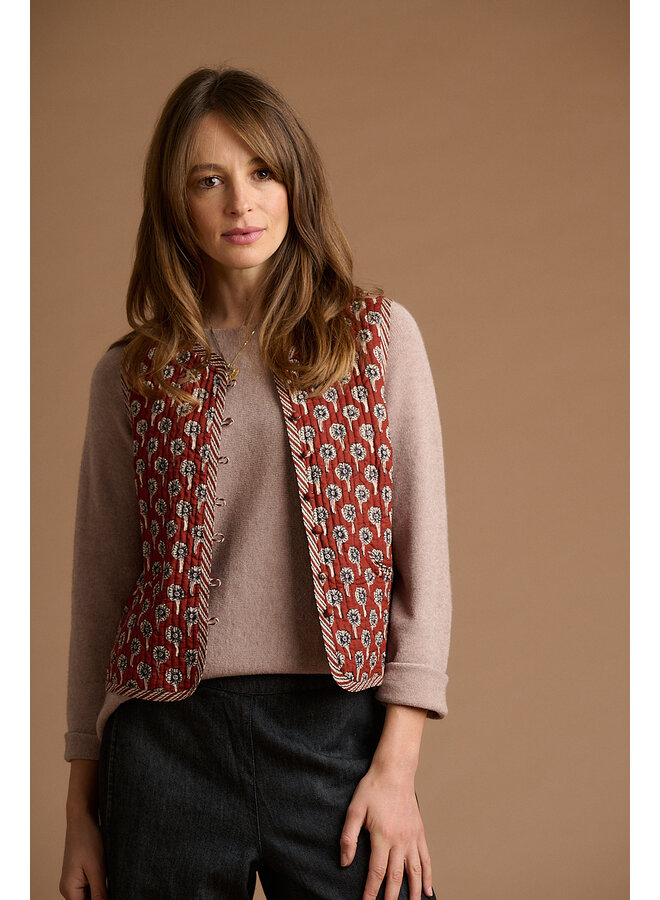 Jaba Quilted Gilet in Rust Daisy