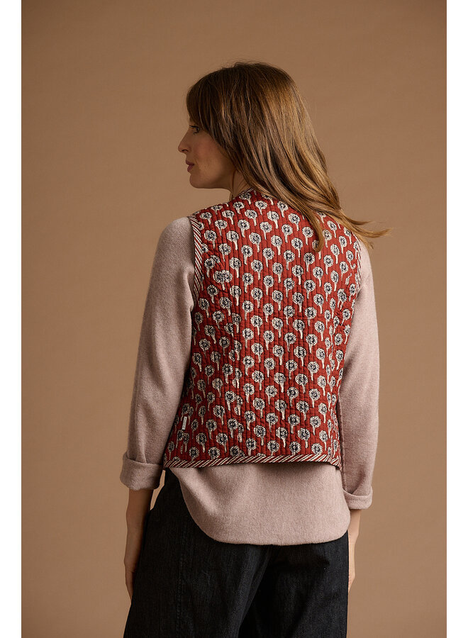 Jaba Quilted Gilet in Rust Daisy