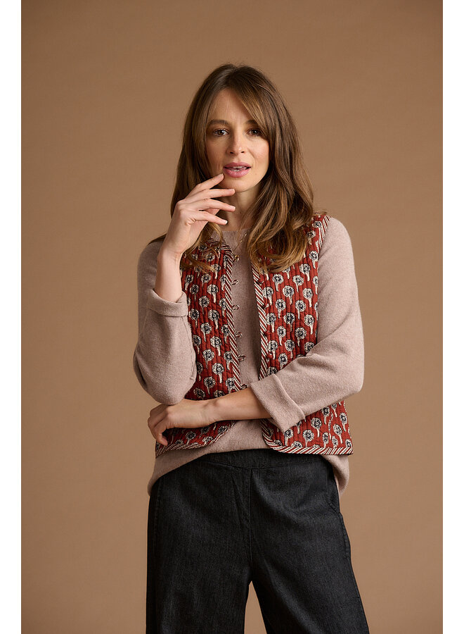 Jaba Quilted Gilet in Rust Daisy