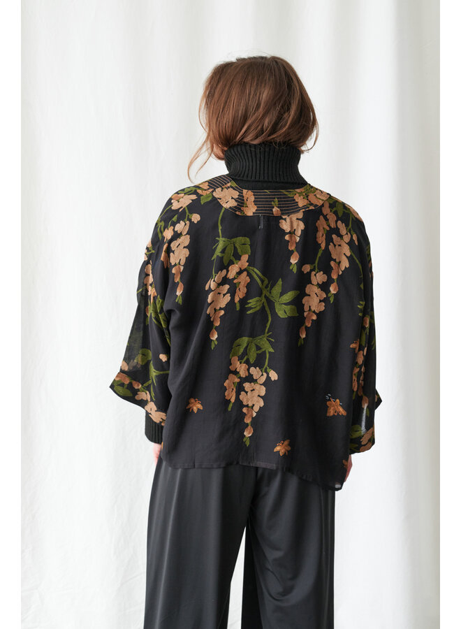 One Hundred Stars Kimono Wisteria Black