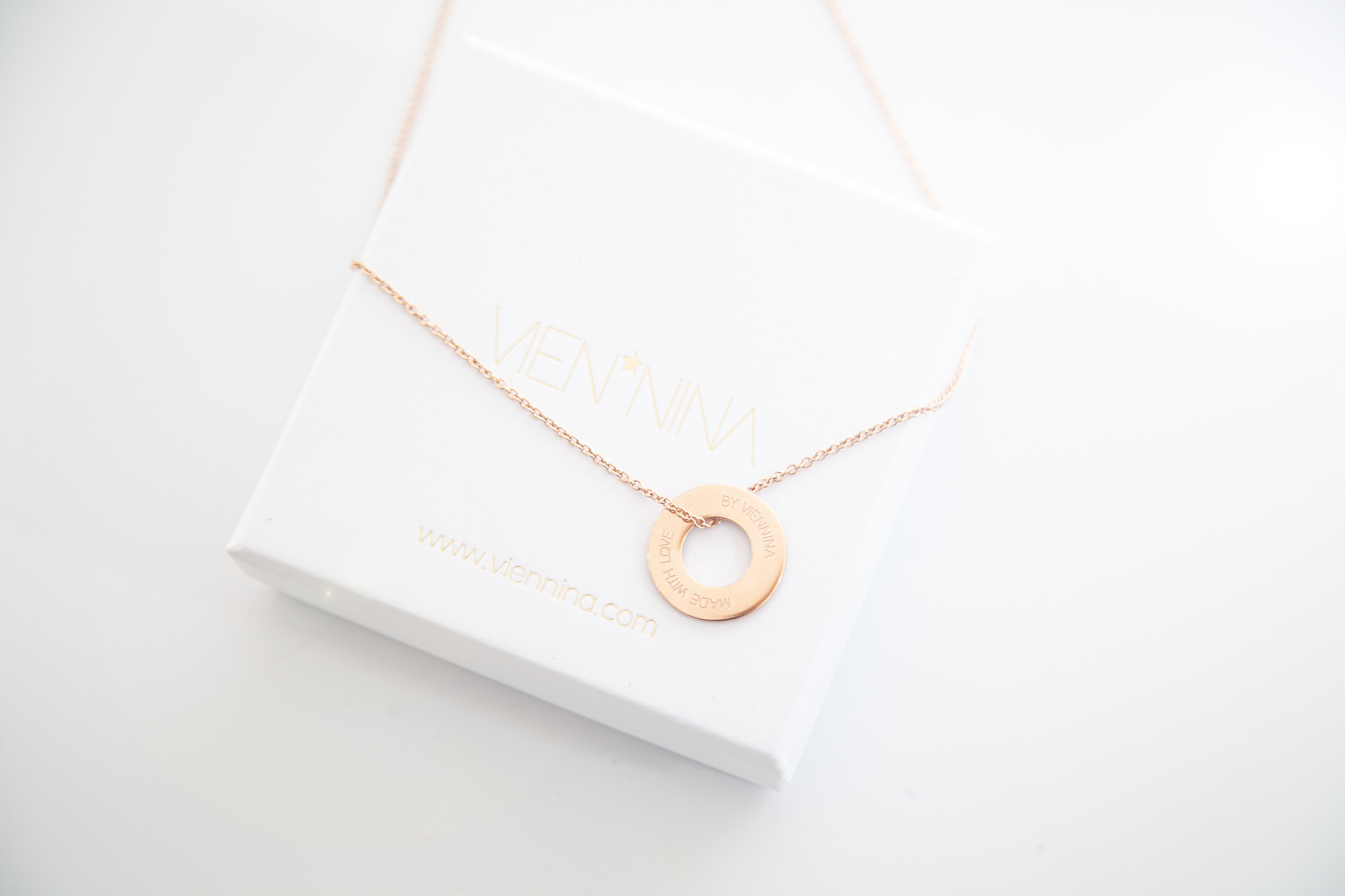 NECKLACE/ large rosegolden glossy "MADE WITH LOVE BY VIENNINA" / N*FINITY