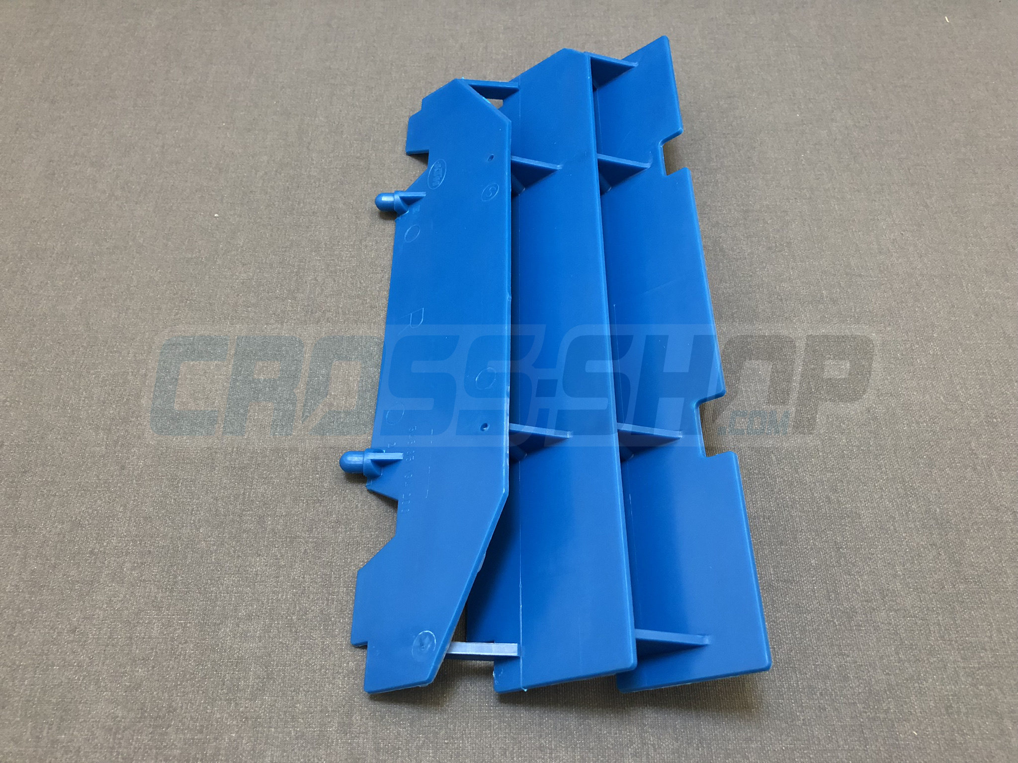 GUARD, RADIATOR RH M.98-> BLU