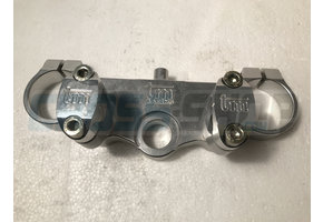 FORK TRPLE CLAMP 85J 13->