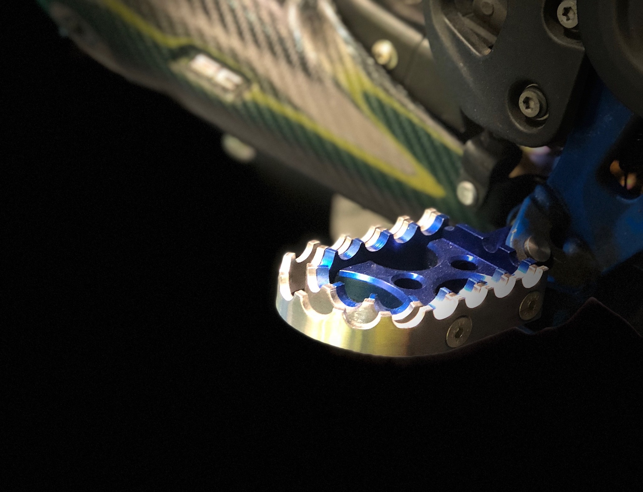 SAM Fußrastenverbreiterer TM 125-> / 2008->