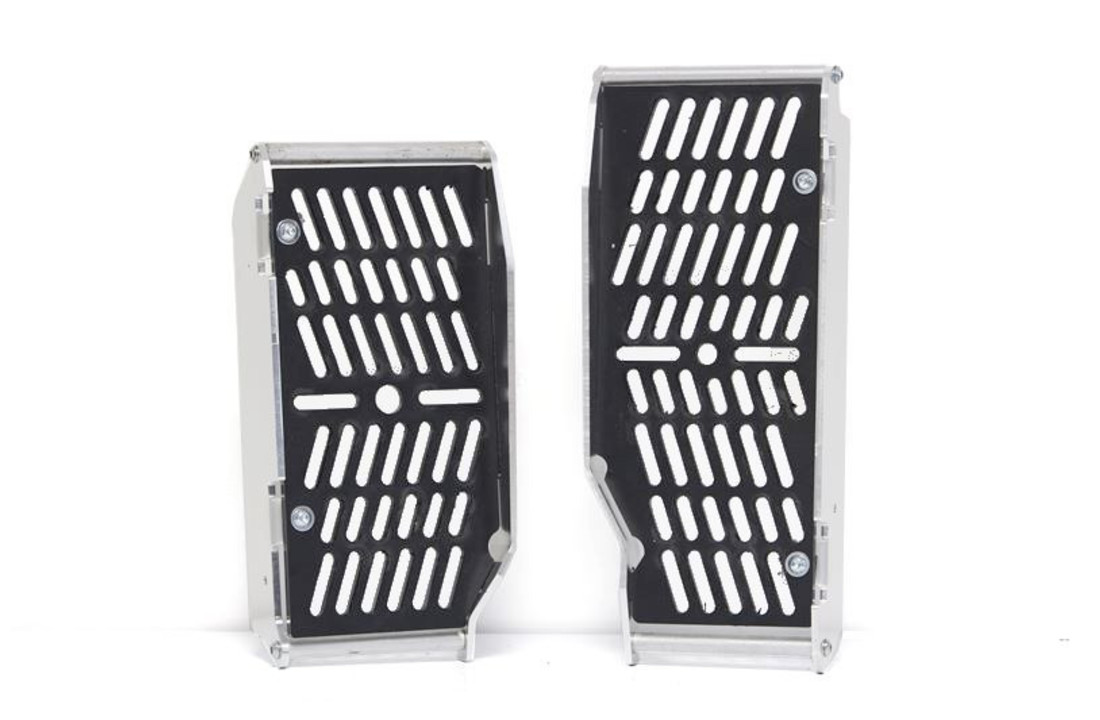 AXP TM Moto 125 (2022-2024) /144/250/300 (vanaf 2022) 2stroke MX/END (CARB & Fi) XTREME RADIATOR GUARDS - BLACK