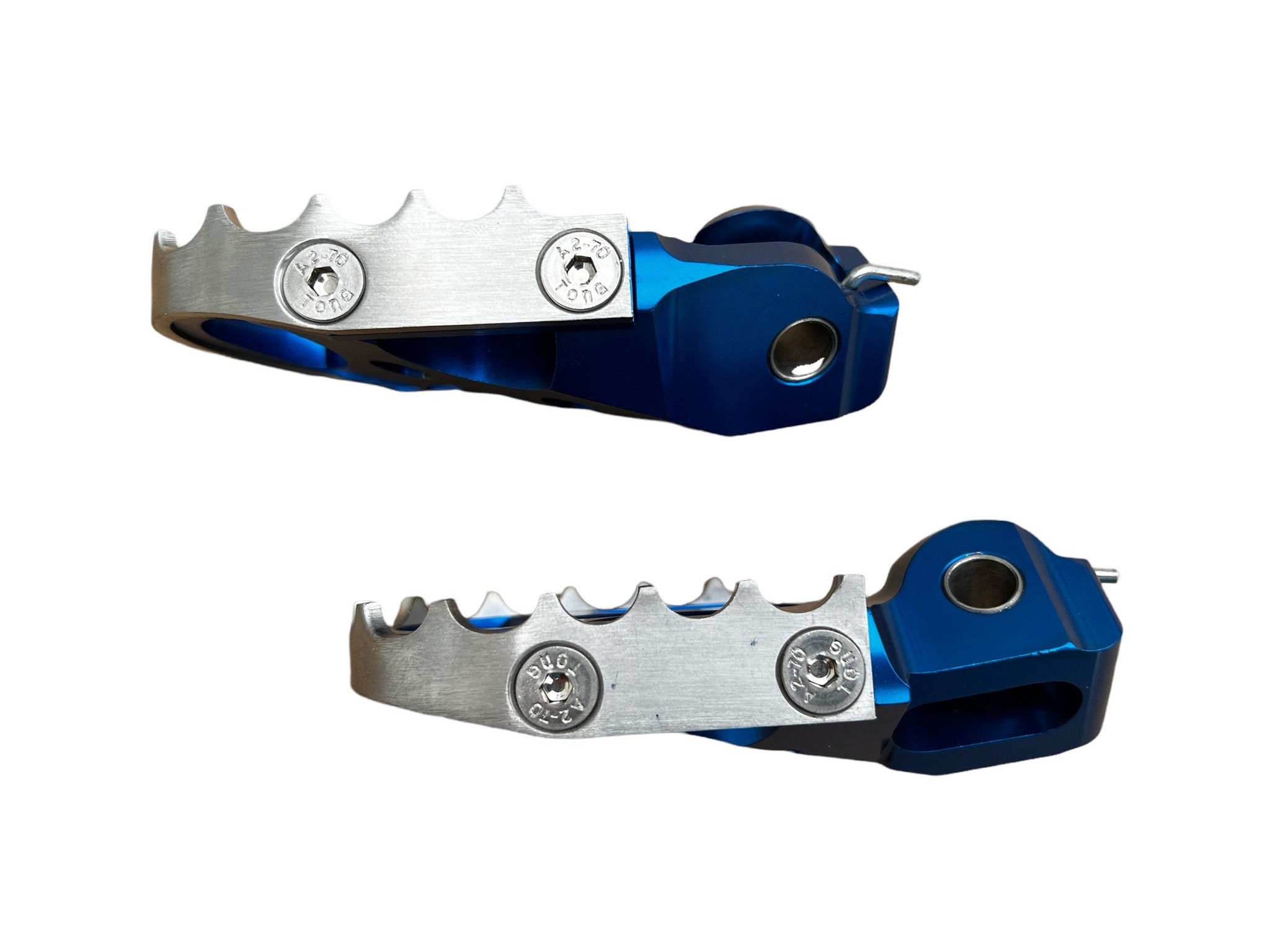 SAM CNC Footpegs vanaf 2022 BLUE