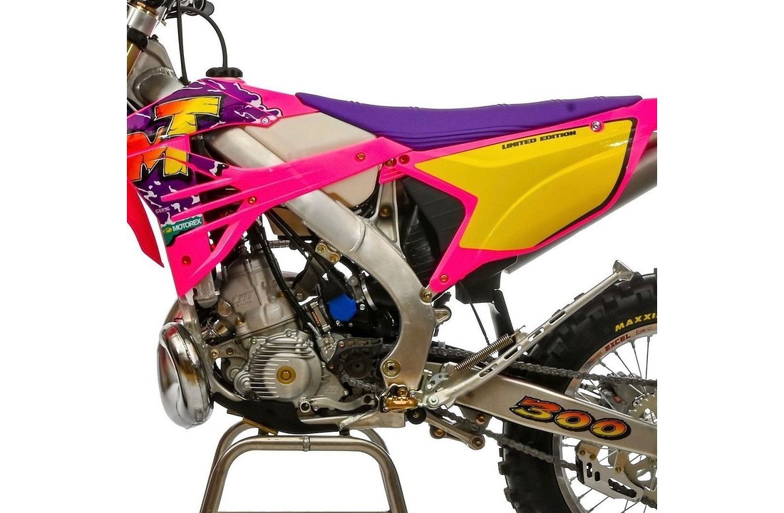 TM Racing PLASTIC KIT PINK LIMITED EDITON END 2022->