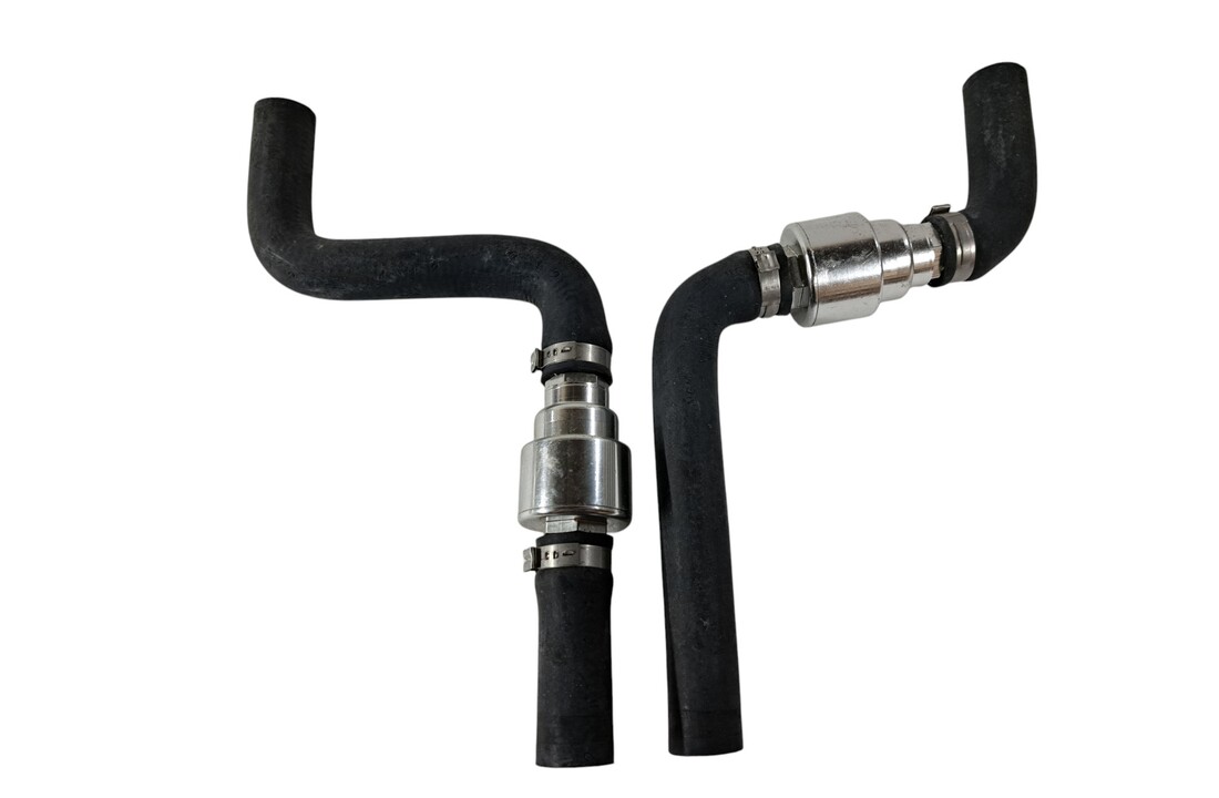 TM Radiator hoses with Thermostat