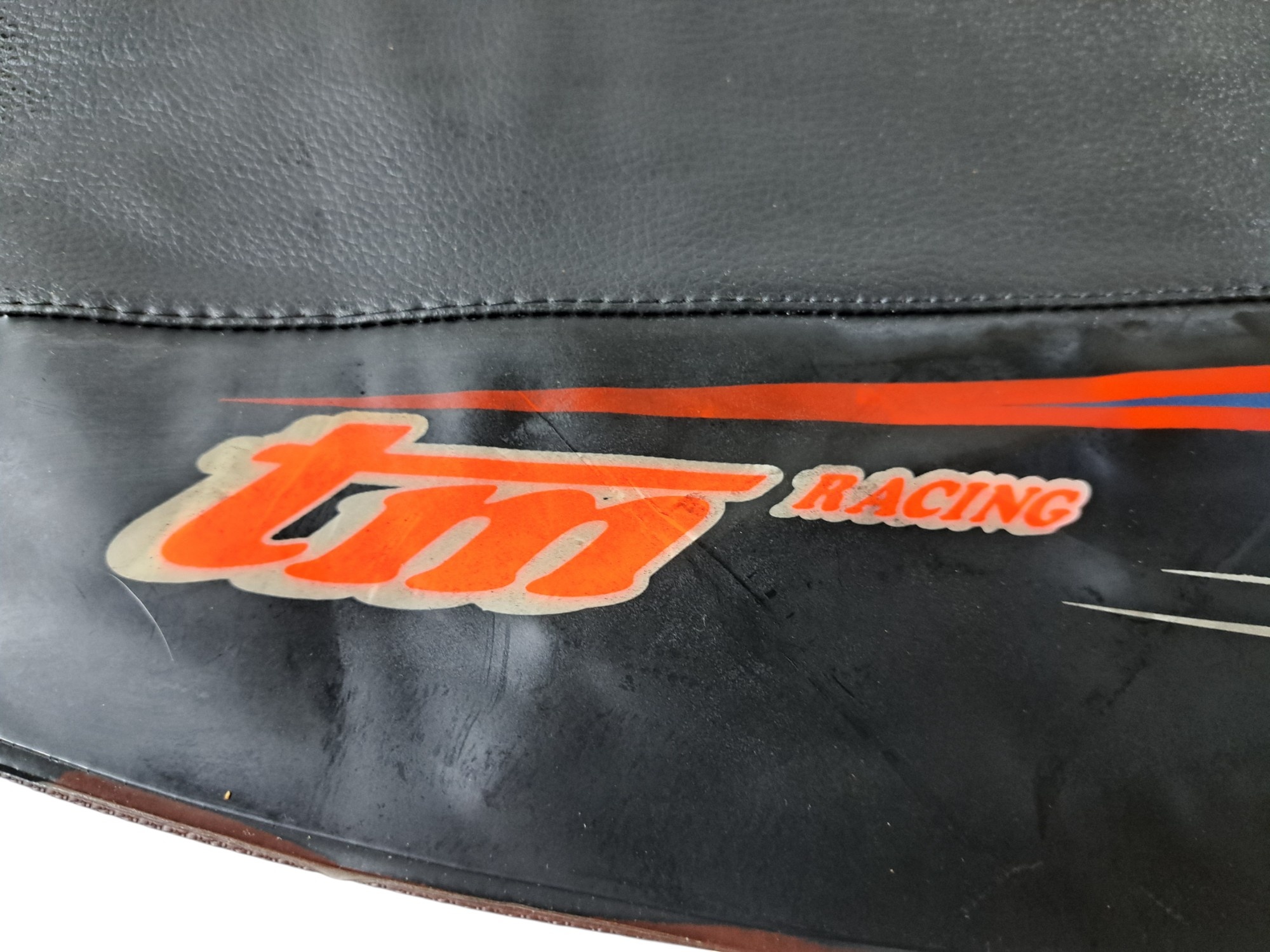TM Seatcover ENDURO 2002 discoloration